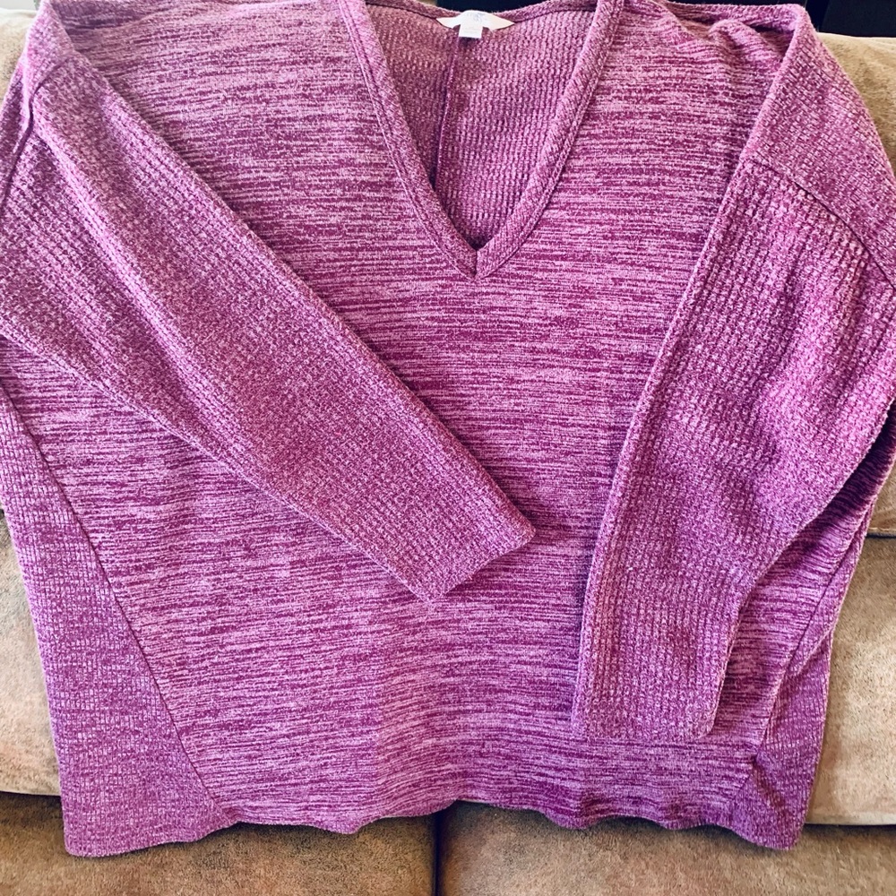 Pullover V-neck Sweater
